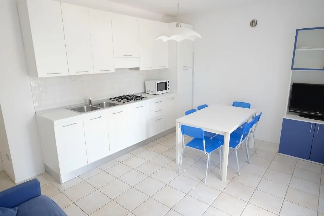 Marina Village Apartments Lido di Jesolo 0*,
